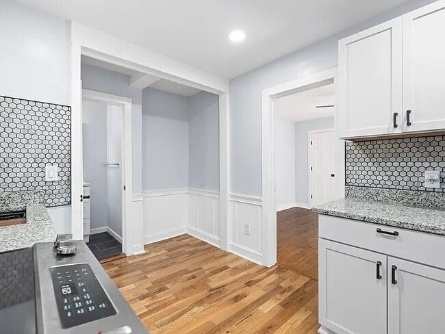 Building Photo - 20 Bradley Terrace