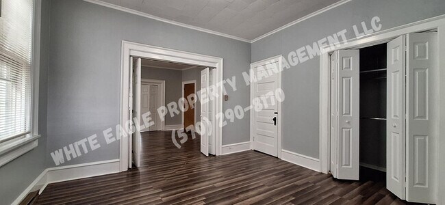 Building Photo - 836 N Main Ave