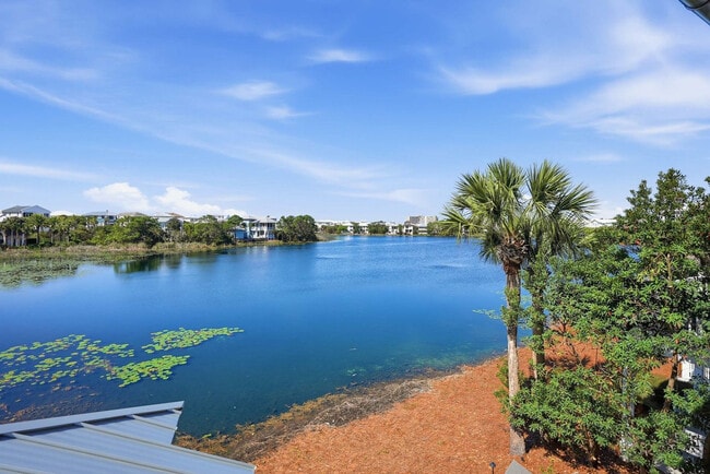 Building Photo - 419 Lakefront Dr