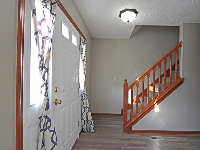 Building Photo - 4862 Roger Allen Ct