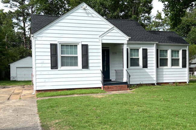 front - 108 E Union St