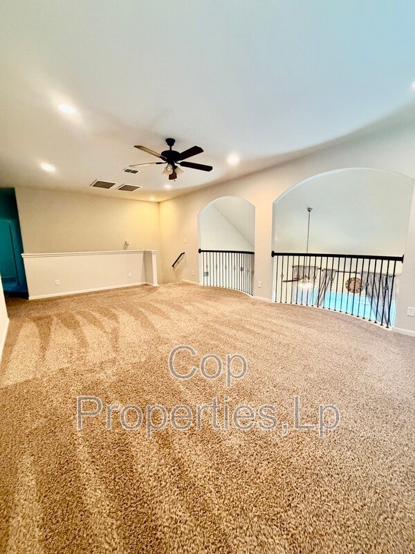 Building Photo - 8919 Olmstead Park