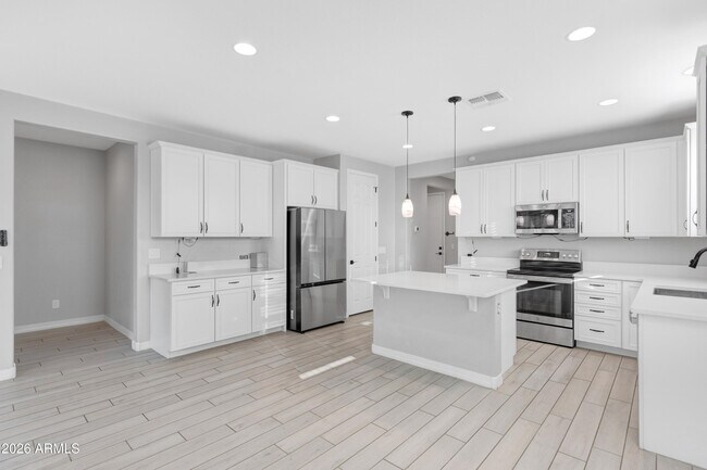 Building Photo - 24194 W Whyman Ave