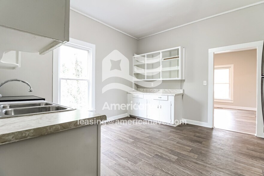 Building Photo - 6 Arkmain St