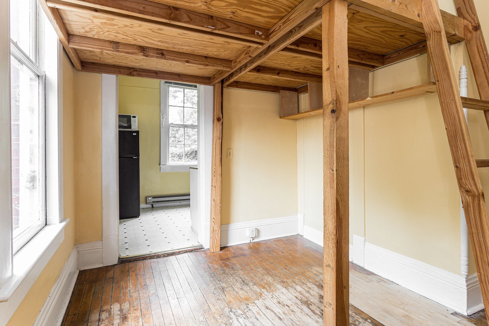 Building Photo - 938 Fortwood St