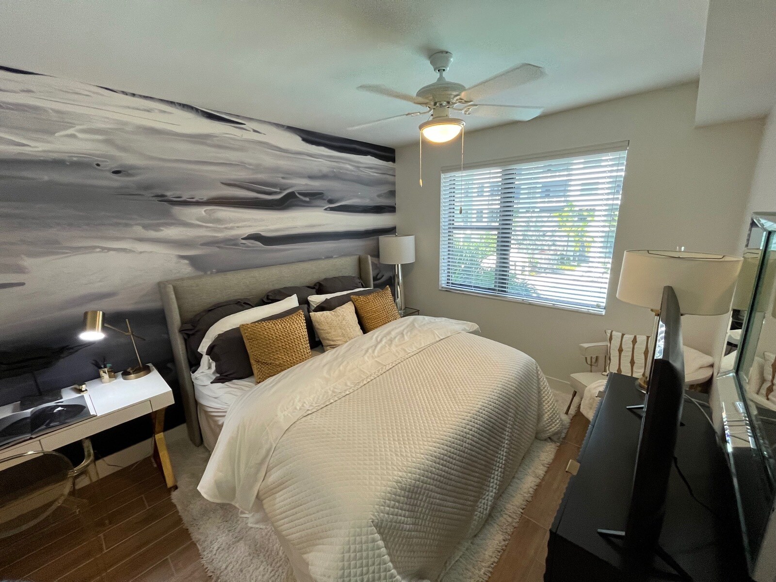 Building Photo - 2523 NE 183rd St