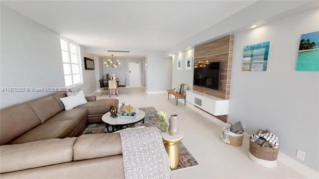 Building Photo - 5601 Collins Ave