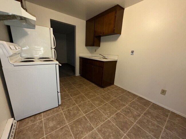 Building Photo - Affordable 1 bed 1 bath home in a safe neighborhood