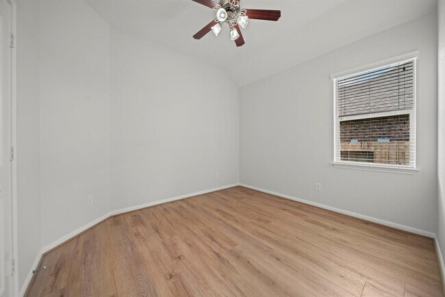 Building Photo - 1055 Forest Haven Ct