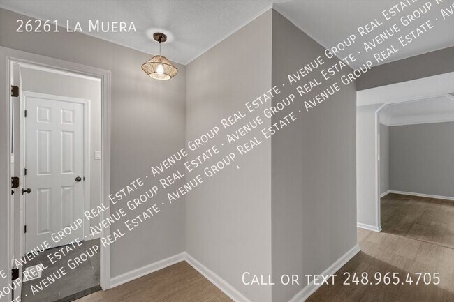 Building Photo - 26261 La Muera St