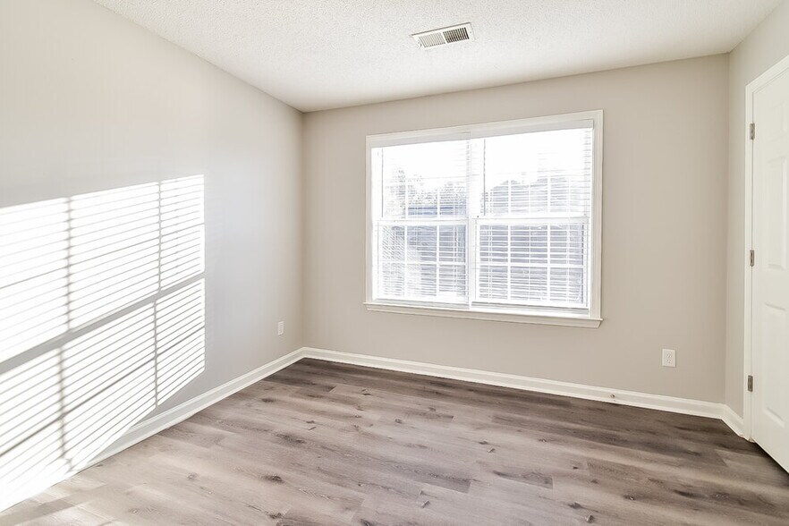 Building Photo - 9168 Acadia Pl