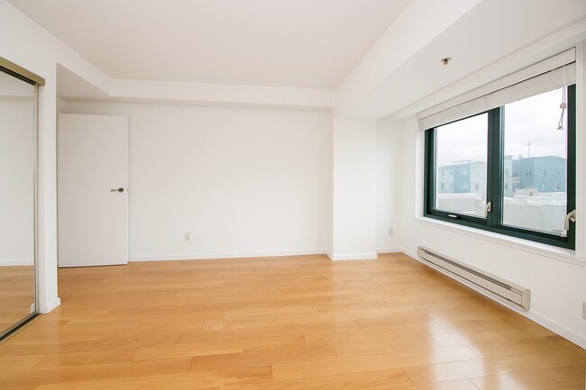 Building Photo - Updated One Bedroom Condo at Opera Plaza | AMSI | Alexandr Metlinski