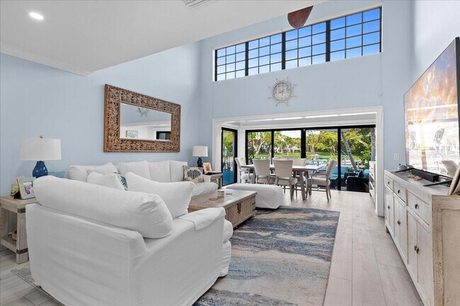Building Photo - 2359 Treasure Isle Dr