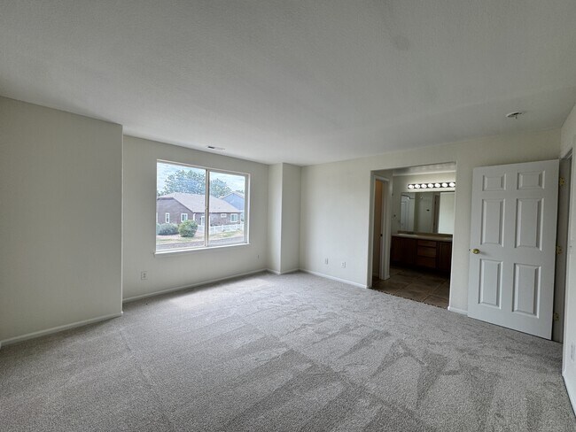 Building Photo - 2444 E 127th Pl