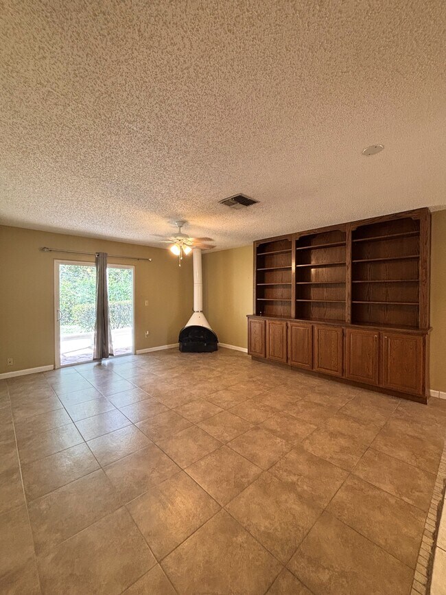 Building Photo - 8075 W Homosassa Trail