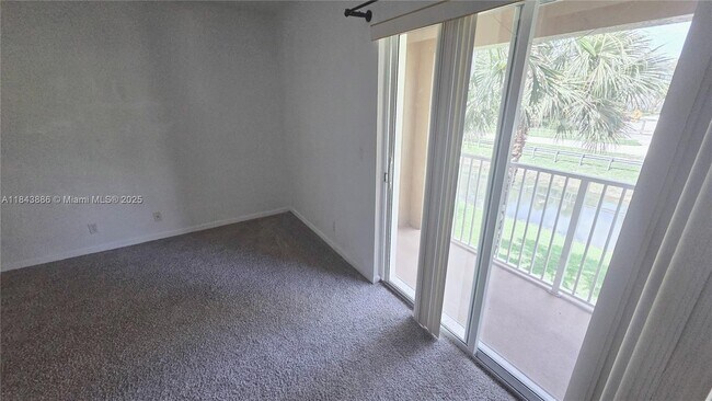 Building Photo - 4605 SW 75th Way