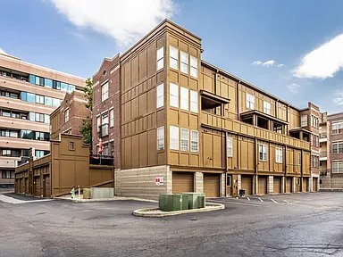 Building Photo - 216 N Cleveland St