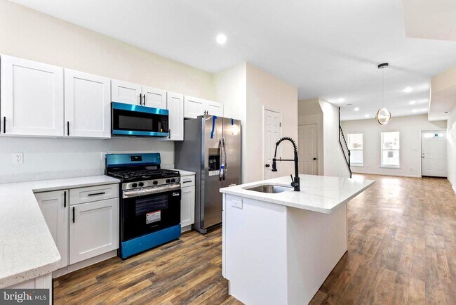 Building Photo - 3324 Edmondson Ave