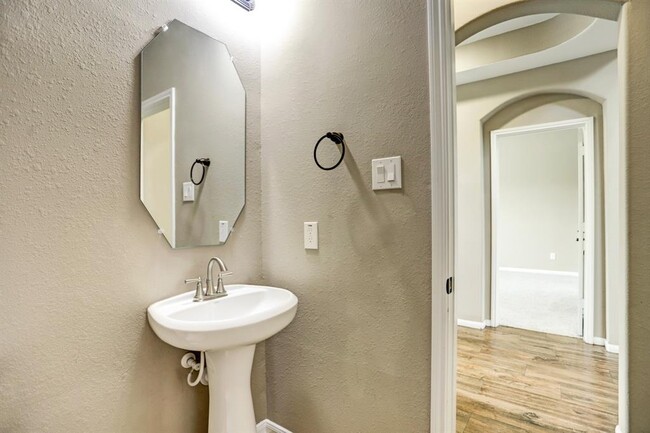 Building Photo - 9238 Solvista Pass Ln