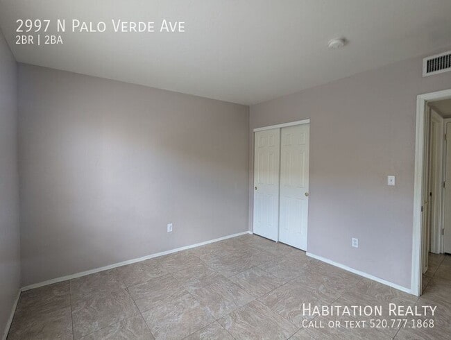 Building Photo - 2997 N Palo Verde Ave