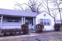 Building Photo - January FREE On This Updated 1 Bedroom 1 Bath Duplex in Olathe Kansas