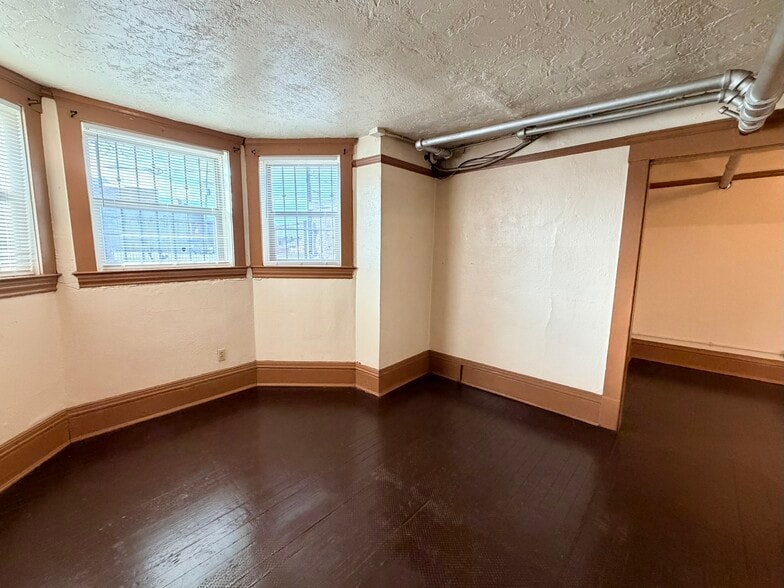 Building Photo - 7405 Detroit Ave