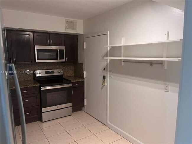 Building Photo - 5750 Collins Ave