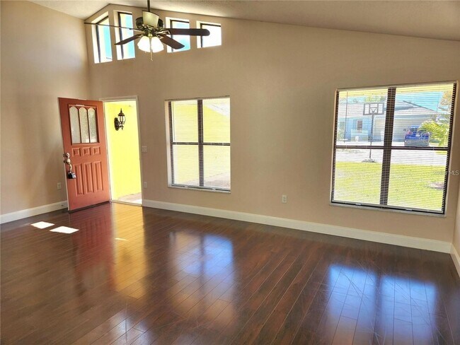 Building Photo - 7809 Vienna Ln