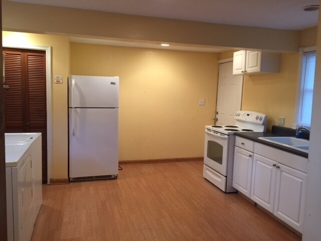 Building Photo - 1480 Meads Rd