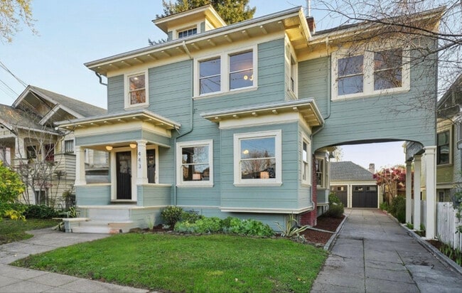 Primary Photo - 443 62nd St