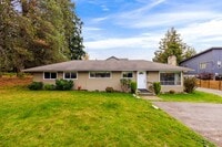 Building Photo - Lynnwood 4 Bedroom Rambler - Huge Lot and Storage Shed - NO CARPETS