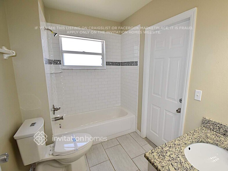 Building Photo - 4625 Daventry Pl
