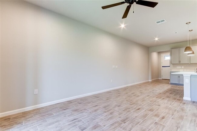 Building Photo - 8341 Wildflower Glen Ave