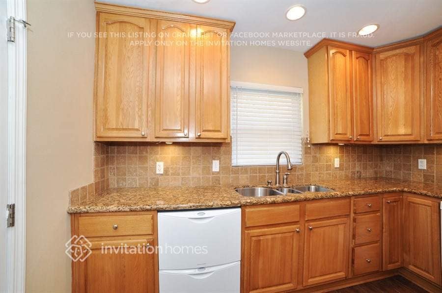 Building Photo - 8420 Tupelo Dr