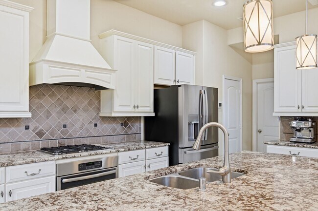 Building Photo - 24534 Jenns Creek Ct