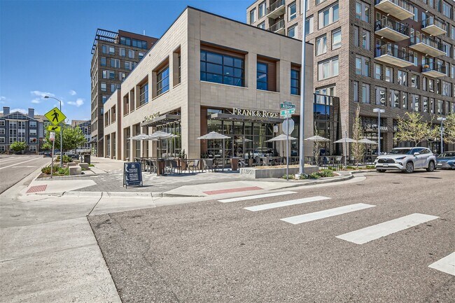 Building Photo - Stylish Downtown Denver Condo – Fully Furnished & Available Now!