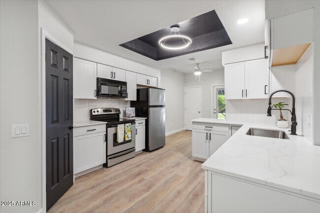 Primary Photo - 101 N 7th St