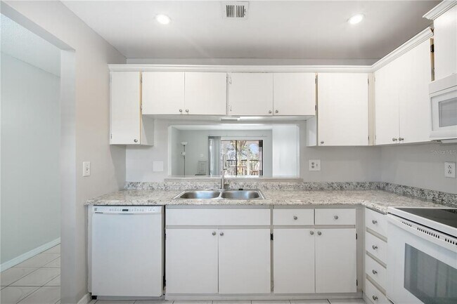 Building Photo - 2650 Countryside Blvd