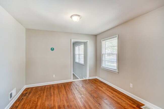 Building Photo - 1217 5 Mile Rd