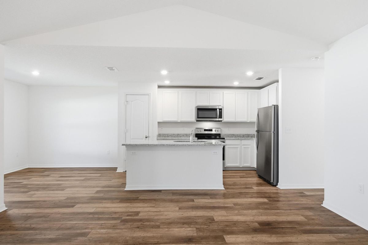 Building Photo - 15 Rivera Ln