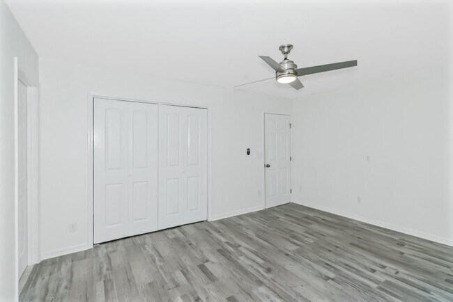 Building Photo - 204 Mill St