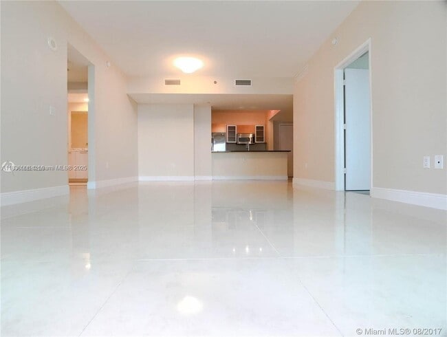 Building Photo - 951 Brickell Ave