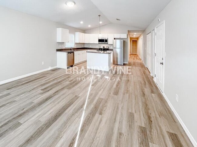 Building Photo - 5301 Oaktrail Ln