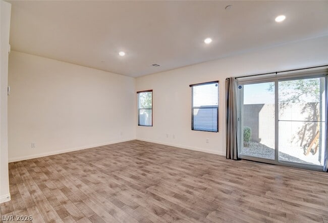 Building Photo - 4234 Lunar Cyn Ave