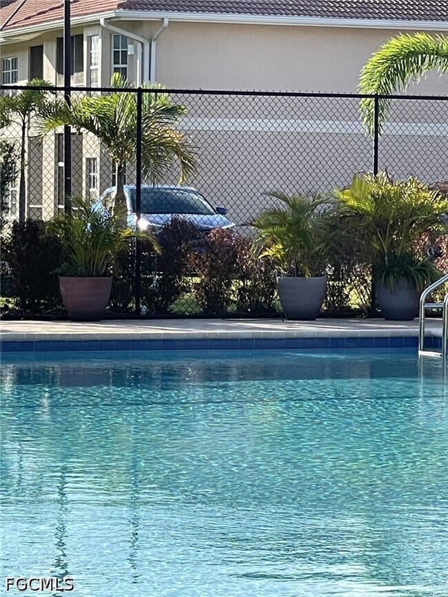 Building Photo - 8555 Bernwood Cove Loop