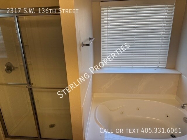 Building Photo - 2317 SW 136th St