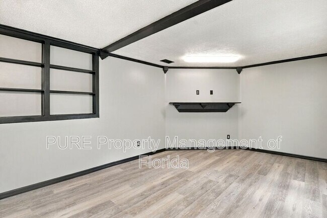 Building Photo - 12300 SE 128th Ct