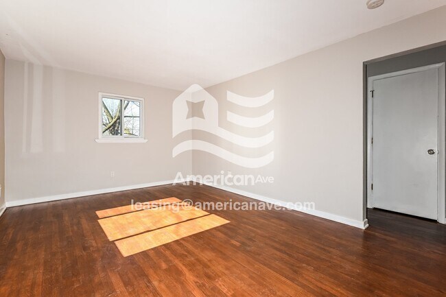 Building Photo - 1727 Wesley St