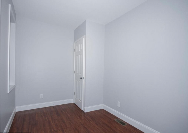 Building Photo - Beautiful Fully Renovated Baltimore City R...