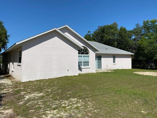 Building Photo - Marion Oaks Home - 3/2/2 1860 sqft.